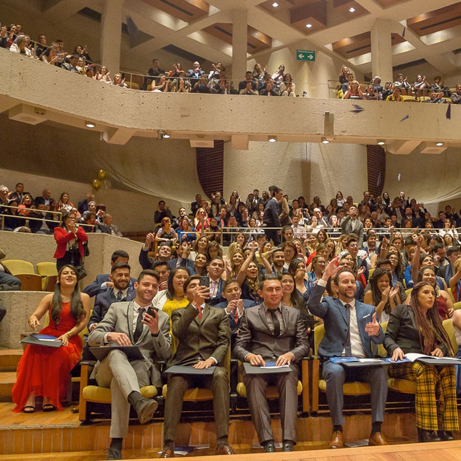 grado auditorio fabio lozano