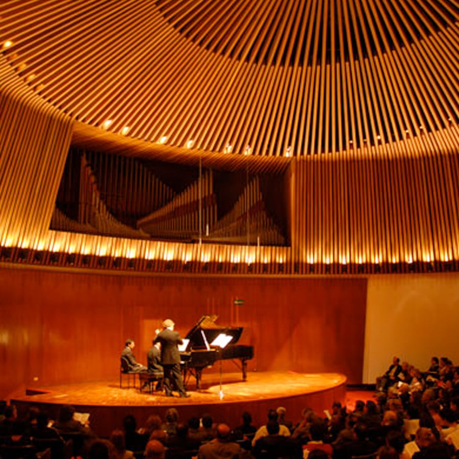 escenario sala de conciertos luis angel arango